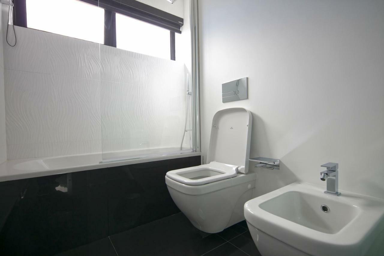 Spacious Luxury Holiday Apartment With A Great View, Funchal, Free Wifi And Parking מראה חיצוני תמונה