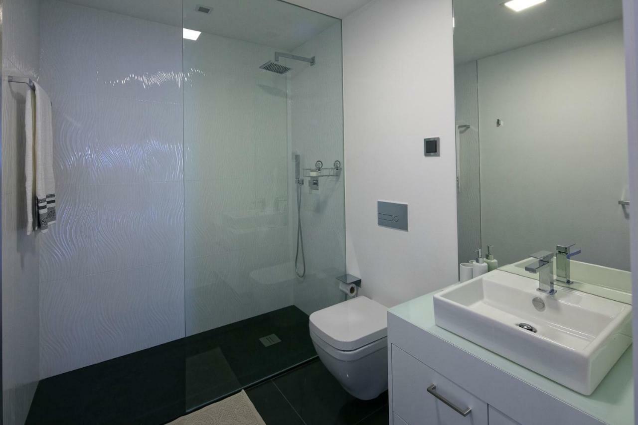 Spacious Luxury Holiday Apartment With A Great View, Funchal, Free Wifi And Parking מראה חיצוני תמונה
